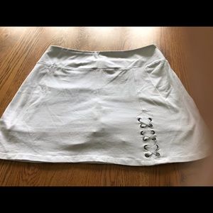 TeezHer Skort with Tummy Control - L